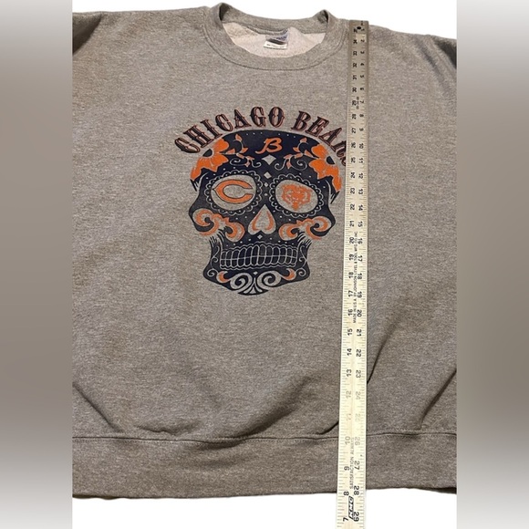 Chicago Bears Sugar Skull Gray Crewneck Sweatshirt Sz 2XL Very HTF - Picture 5 of 8